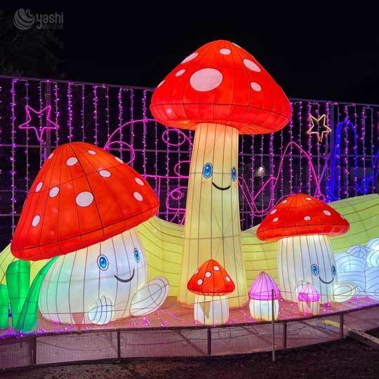 Custom Cartoon Anthropomorphic Mushroom Lantern Set, Large LED Cute Character Mushroom Light Sculpture for Festival