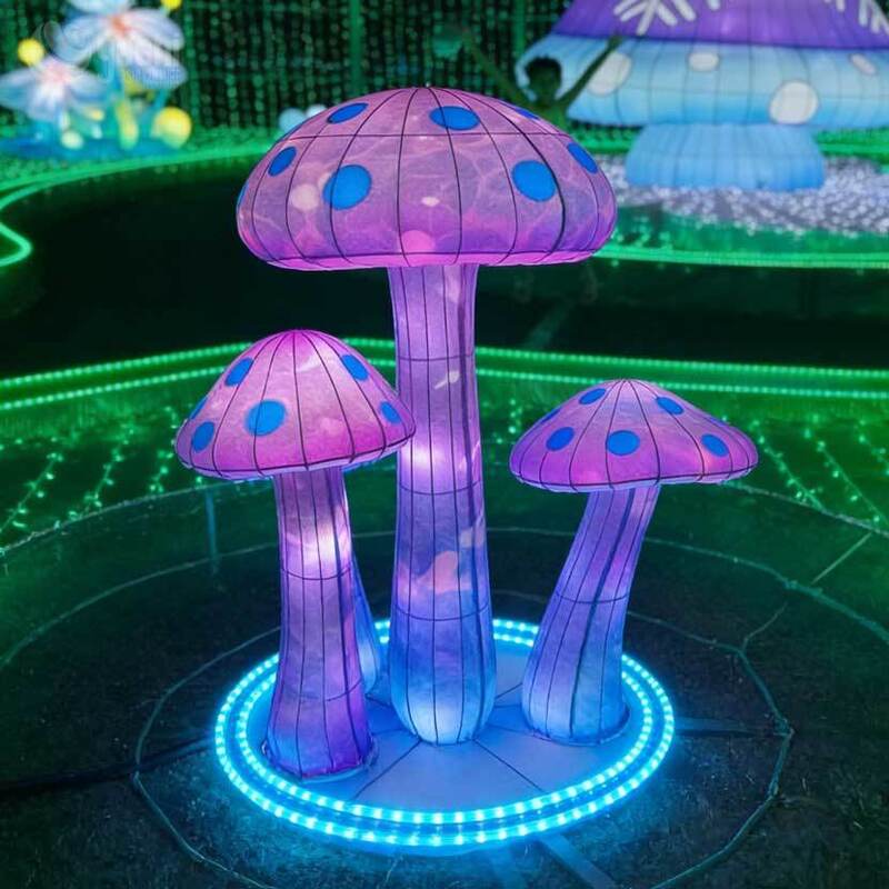 Giant Photo-Worthy Dinosaur Egg Lantern  Waterproof Outdoor Light Sculpture for Jurassic Theme Parks & Festivals