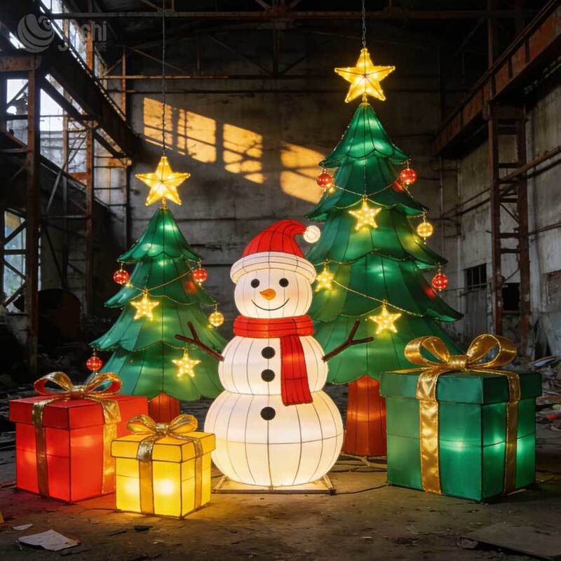 Custom Santa Claus & Reindeer Lanterns, Large Outdoor Festival Decor for Shopping Malls & Theme Parks