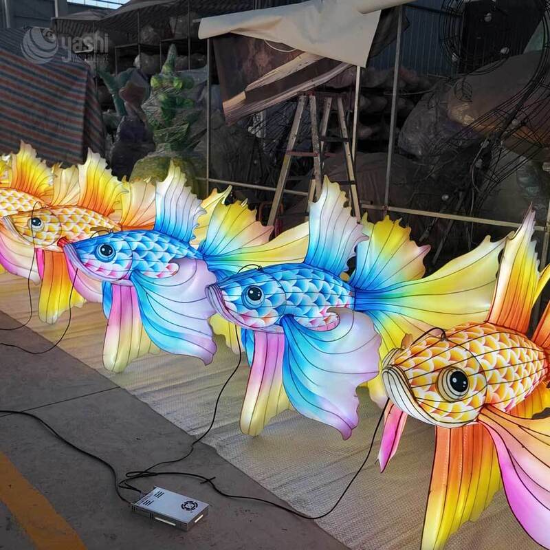 Custom Chinese Koi Fish LED Lantern, Traditional Carp Light Sculpture for Festival & Cultural Theme Night Show
