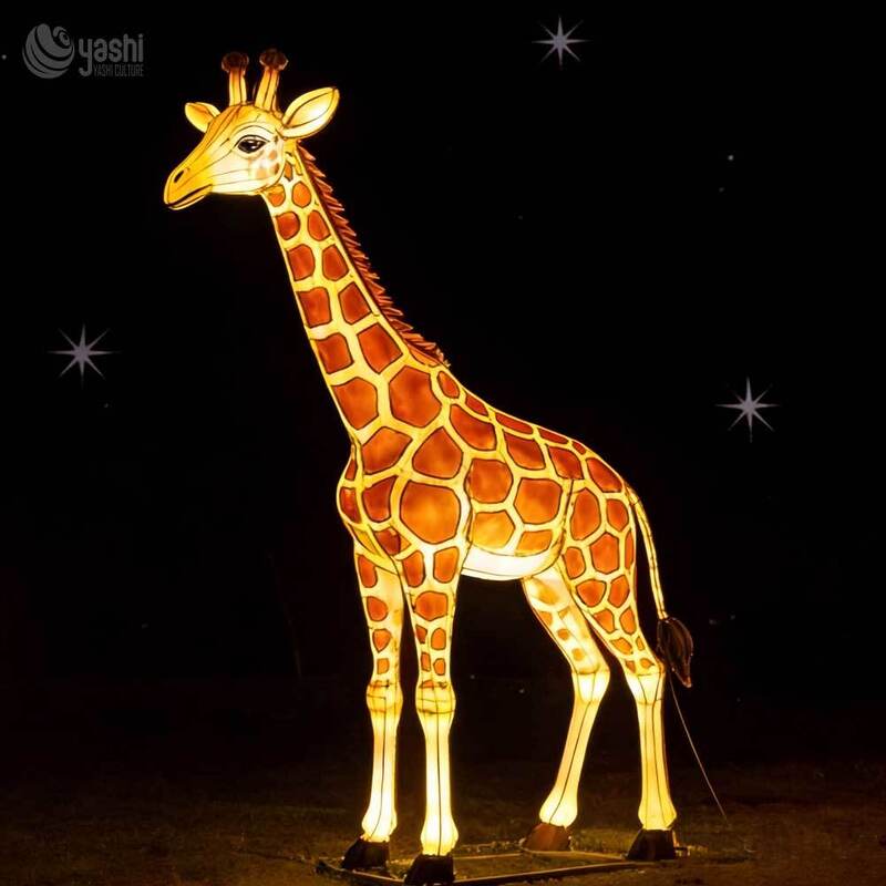Custom Giraffe LED Lantern, Realistic Safari Animal Light Sculpture for Zoo & Park Night Light Show