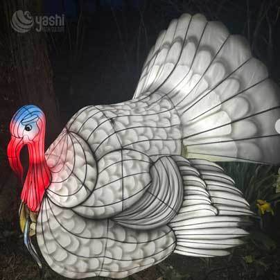 Custom Giraffe LED Lantern, Realistic Safari Animal Light Sculpture for Zoo & Park Night Light Show