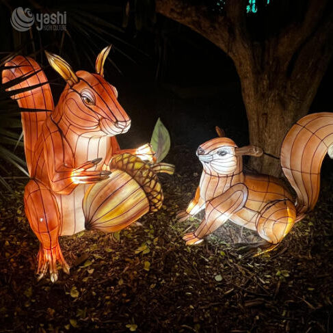 Custom Giraffe LED Lantern, Realistic Safari Animal Light Sculpture for Zoo & Park Night Light Show