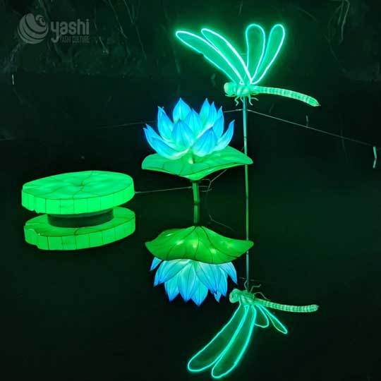 Custom Water‑Floating Lotus & Dragonfly Lantern Set, Large LED Aquatic Floral Light Sculpture for Lake Festival