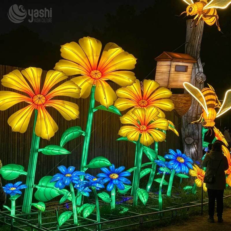 Giant Bee and Flower Festival Silk Lantern Outdoor LED Light Sculpture for Theme Park Night Tour Garden Decoration
