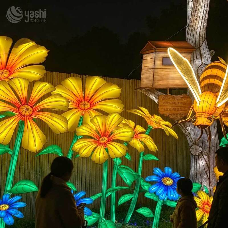 Giant Bee and Flower Festival Silk Lantern Outdoor LED Light Sculpture for Theme Park Night Tour Garden Decoration