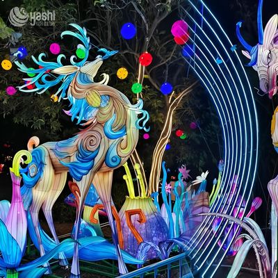 Cây đèn lồng tuần lộc ngoài trời chống rỉ sét cho trang trí lễ hội